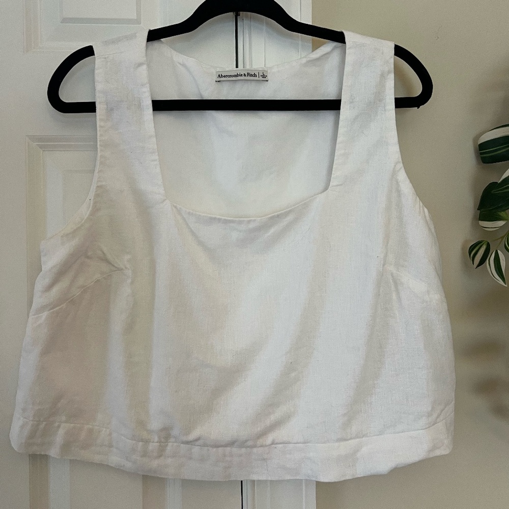 Size L White Abercrombie top